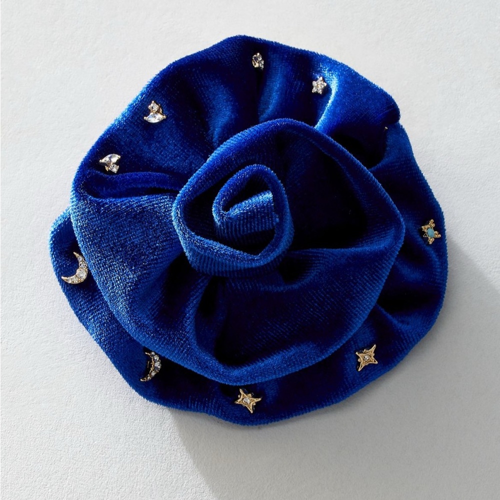 Free People Rosette Stud Pack New Defect blue $48